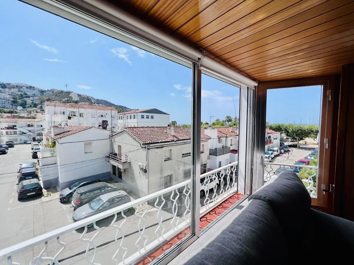 Lutgardo 23 Apartment Roses Spain